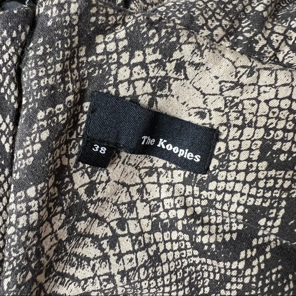 THE KOOPLES Snakeskin Print Crossover Pleated V-Neck Sleeveless Bodycon Dress 8 - Picture 6 of 8